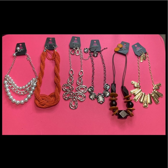 Necklace Lot